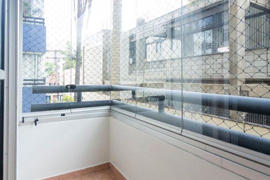 VAranda sala de apartamento para alugar com 3 quartos, 73m² em Vila Guarani (z Sul), São Paulo