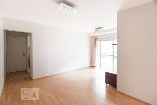 Sala de apartamento para alugar com 3 quartos, 73m² em Vila Guarani (z Sul), São Paulo