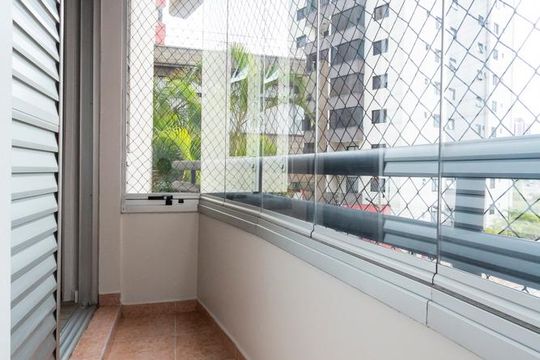Varanda Quarto 3 (suíte) de apartamento para alugar com 3 quartos, 73m² em Vila Guarani (z Sul), São Paulo
