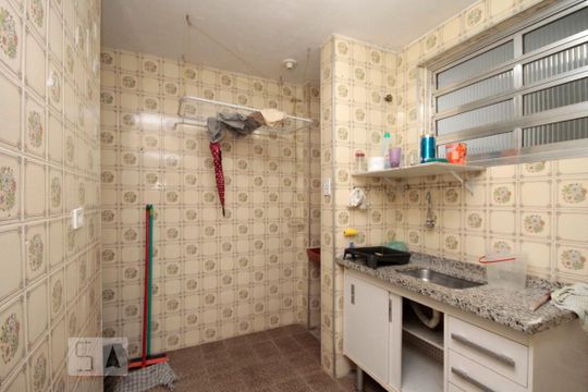 Cozinha de kitnet/studio para alugar com 1 quarto, 36m² em Bela Vista, São Paulo
