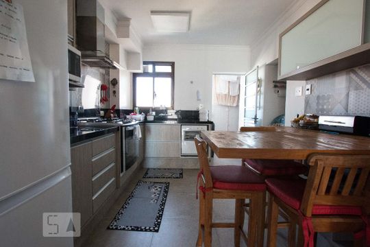 Cozinha de apartamento à venda com 3 quartos, 145m² em Jardim Colombo, São Paulo