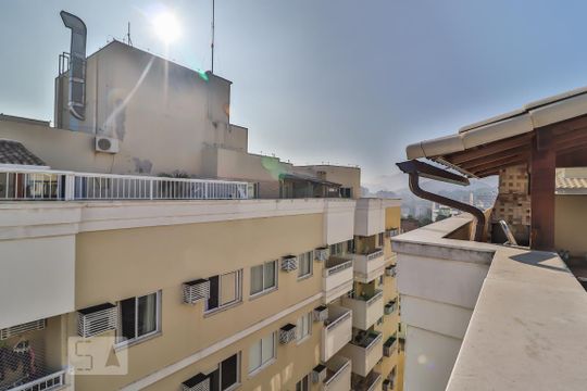 Segundo Andar - Vista de apartamento à venda com 3 quartos, 130m² em Pechincha, Rio de Janeiro