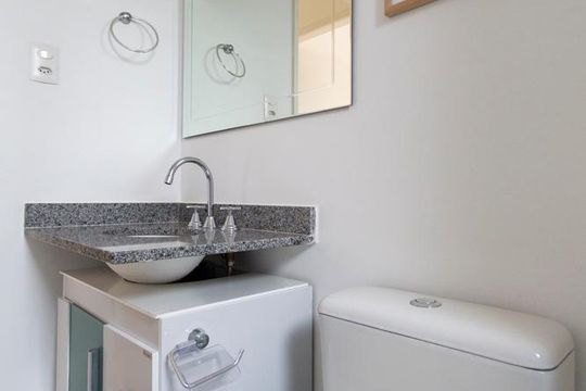Banheiro social de apartamento para alugar com 2 quartos, 61m² em Vila da Saúde, São Paulo