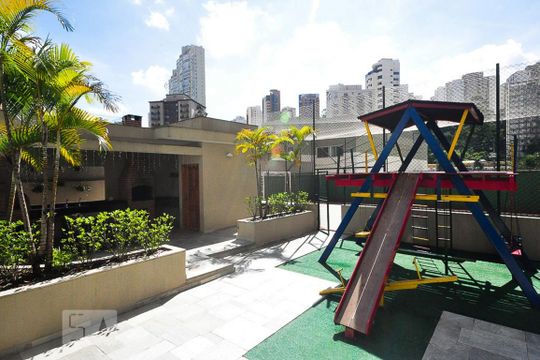Playground de apartamento à venda com 3 quartos, 170m² em Vila Andrade, São Paulo