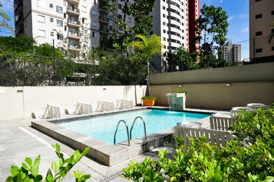 Piscina de apartamento à venda com 3 quartos, 170m² em Vila Andrade, São Paulo