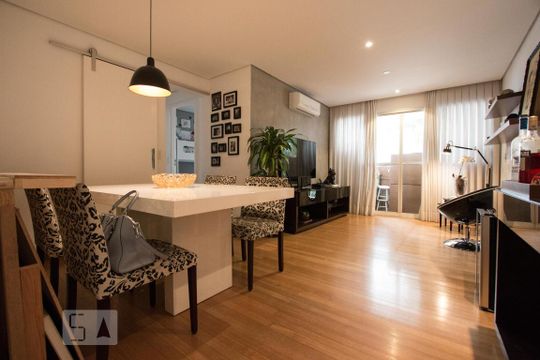 Apartamento à venda com 2 quartos, 84m² em Real Parque, São Paulo