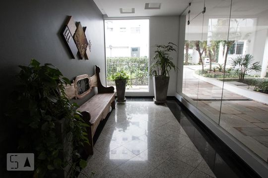 Hall de apartamento à venda com 2 quartos, 84m² em Real Parque, São Paulo