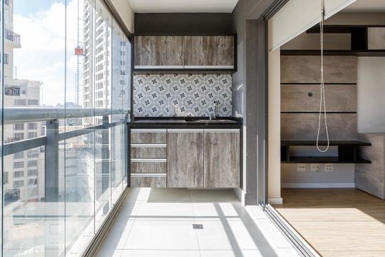 Varanda de kitnet/studio para alugar com 1 quarto, 31m² em Sumarezinho, São Paulo