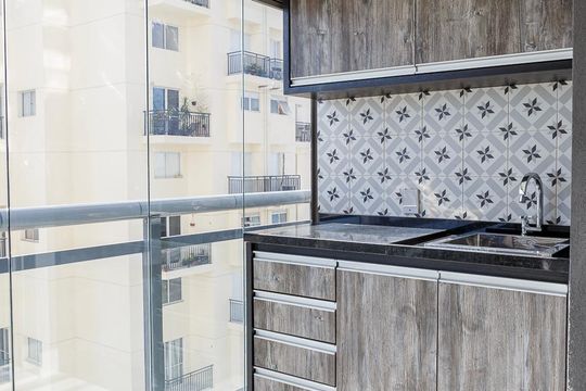 Varanda de kitnet/studio para alugar com 1 quarto, 31m² em Sumarezinho, São Paulo