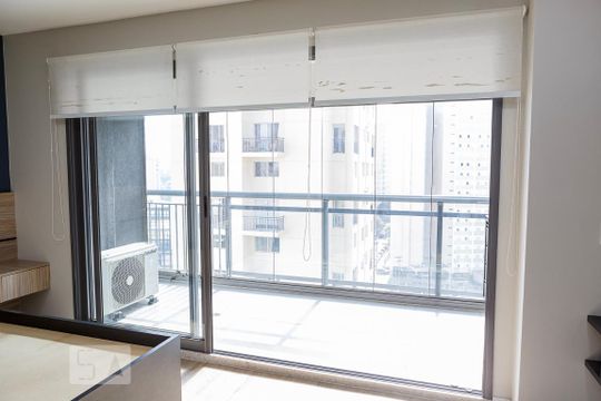 Studio de kitnet/studio para alugar com 1 quarto, 31m² em Sumarezinho, São Paulo