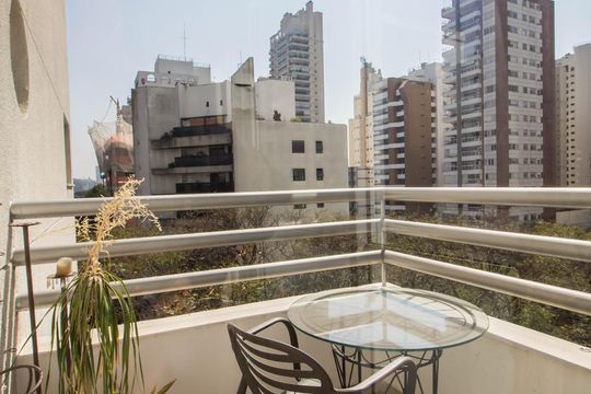 Varanda de apartamento à venda com 1 quarto, 72m² em Vila Madalena, São Paulo