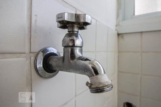 Lavanderia detalhe de apartamento à venda com 1 quarto, 72m² em Vila Madalena, São Paulo