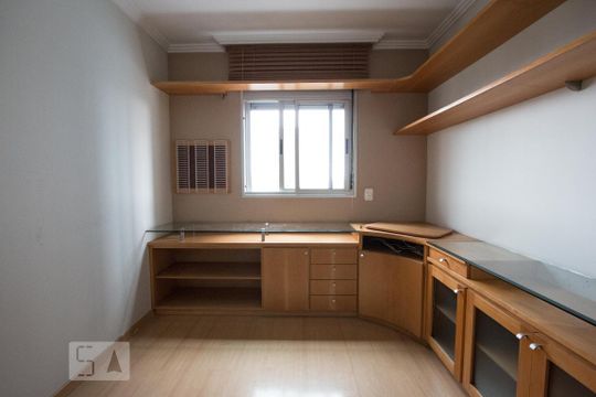 Quarto de apartamento à venda com 4 quartos, 165m² em Vila Morse, São Paulo