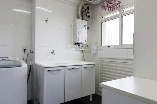 Area de Serviço  de apartamento à venda com 3 quartos, 182m² em Vila Gomes Cardim, São Paulo