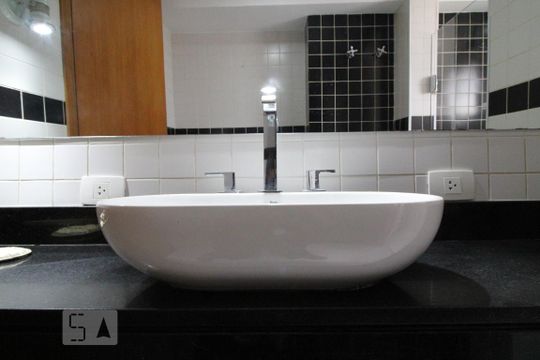Pia do banheiro comum de apartamento à venda com 3 quartos, 98m² em Brooklin Paulista, São Paulo