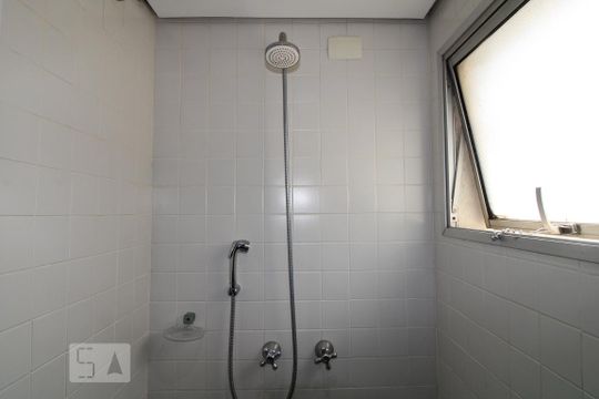 Chuveiro 2 do banheiro comum de apartamento à venda com 3 quartos, 98m² em Brooklin Paulista, São Paulo