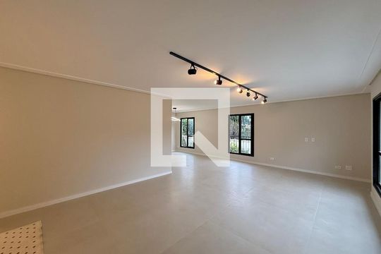 Sala  de apartamento à venda com 3 quartos, 180m² em Santo Amaro, São Paulo