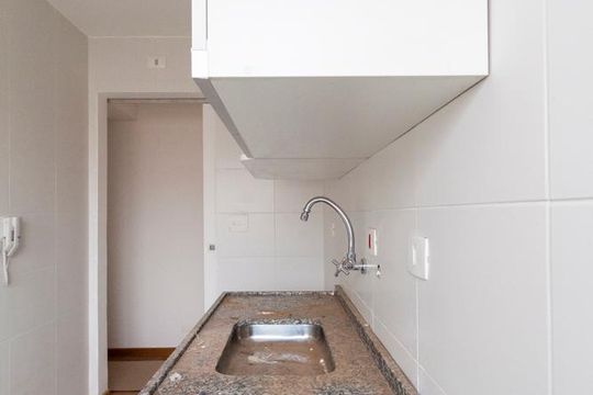 Cozinha de apartamento para alugar com 2 quartos, 70m² em Jardim Brasil (zona Sul), São Paulo