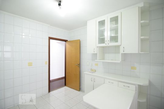 Cozinha de apartamento para alugar com 3 quartos, 102m² em Santa Paula, São Caetano do Sul
