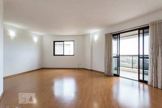 Apartamento para alugar com 5 quartos, 137m² em Vila Brandina, Campinas