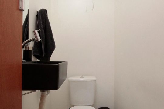 Lavabo de apartamento para alugar com 1 quarto, 70m² em Consolação, São Paulo