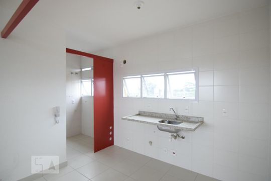 Cozinha de apartamento à venda com 2 quartos, 71m² em Jardim Sílvia, Santo André