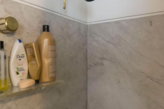 Banheiro de apartamento para alugar com 1 quarto, 47m² em Itaim Bibi, São Paulo