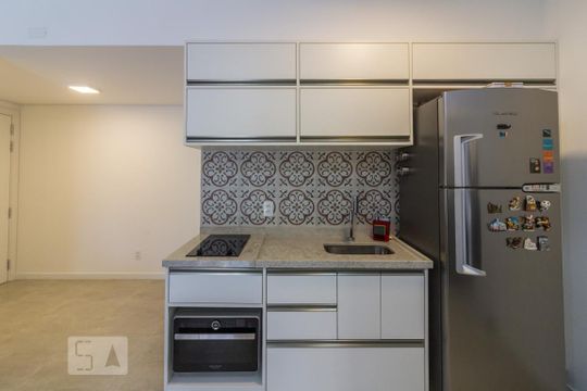 Cozinha de kitnet/studio à venda com 1 quarto, 42m² em Bela Vista, São Paulo
