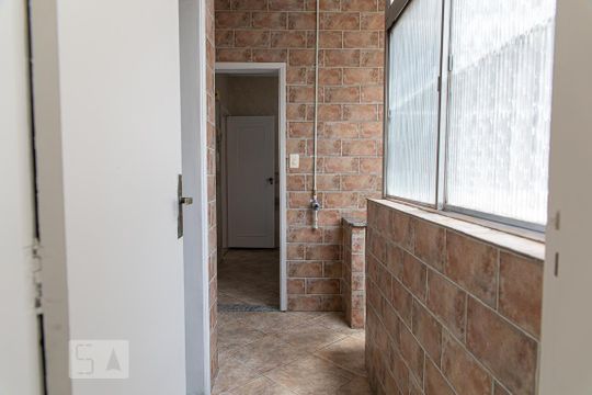 Área de Serviço de apartamento para alugar com 2 quartos, 125m² em Bela Vista, São Paulo