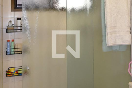 Banheiro de apartamento para alugar com 1 quarto, 45m² em Jardim Paulista, São Paulo
