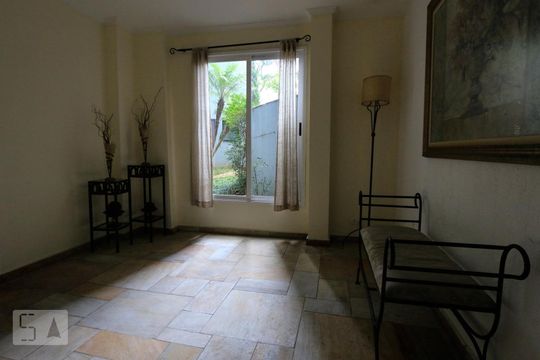 Hall de apartamento à venda com 3 quartos, 105m² em Vila Sônia, São Paulo