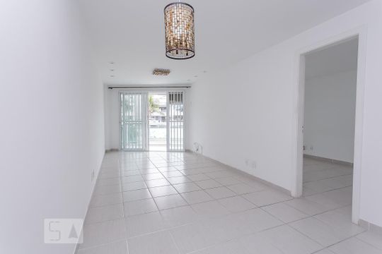 Apartamento para alugar com 2 quartos, 80m² em Recreio dos Bandeirantes, Rio de Janeiro