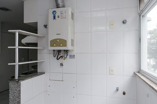 Área de serviço de apartamento para alugar com 2 quartos, 80m² em Recreio dos Bandeirantes, Rio de Janeiro