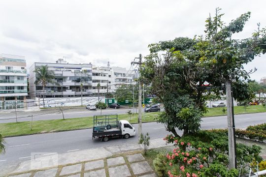 Vista de apartamento para alugar com 2 quartos, 80m² em Recreio dos Bandeirantes, Rio de Janeiro
