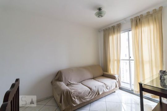 Sala de apartamento à venda com 2 quartos, 64m² em Vila das Bandeiras, Guarulhos
