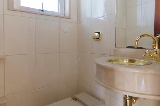 Lavabo de apartamento para alugar com 3 quartos, 180m² em Santana, São Paulo