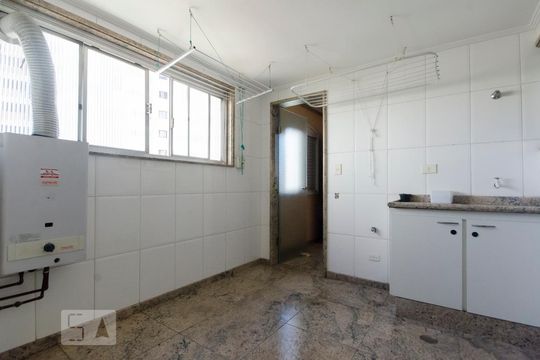 Lavanderia de apartamento para alugar com 3 quartos, 180m² em Santana, São Paulo