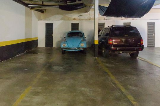 Garagem de apartamento para alugar com 3 quartos, 180m² em Santana, São Paulo