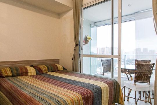 Porta da Varanda e Quarto  de kitnet/studio à venda com 1 quarto, 35m² em Vila Gomes Cardim, São Paulo