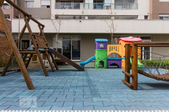 Playground  de kitnet/studio à venda com 1 quarto, 35m² em Vila Gomes Cardim, São Paulo