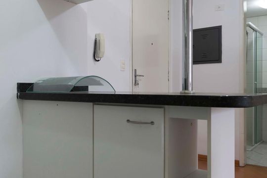 Cozinha (Armários) de apartamento para alugar com 2 quartos, 57m² em Aclimação, São Paulo