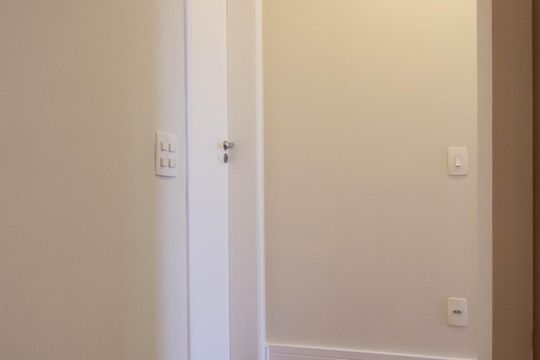 Corredor de apartamento para alugar com 2 quartos, 70m² em Paraíso, São Paulo