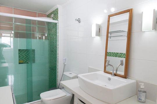 Banheiro de apartamento à venda com 1 quarto, 45m² em Santa Efigênia, São Paulo
