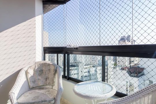 Sacada suíte de apartamento para alugar com 3 quartos, 130m² em Perdizes, São Paulo