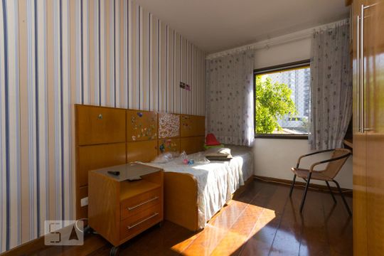 Suíte 1 de casa à venda com 3 quartos, 350m² em Jardim da Glória, São Paulo