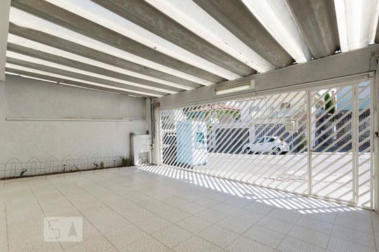 Garagem de casa à venda com 4 quartos, 307m² em Vila Firmiano Pinto, São Paulo