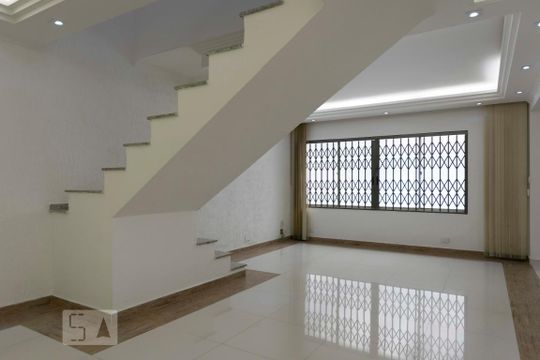 1o. Andar - Sala de casa à venda com 4 quartos, 307m² em Vila Firmiano Pinto, São Paulo