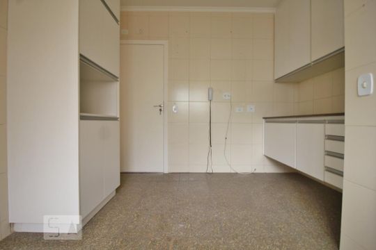 Cozinha de apartamento para alugar com 3 quartos, 115m² em Vila Andrade, São Paulo