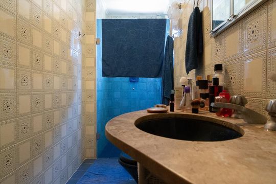 Banheiro de apartamento à venda com 3 quartos, 138m² em Aclimação, São Paulo