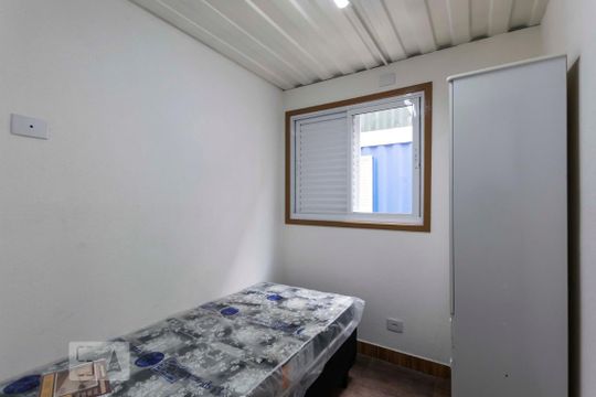 Quarto 1 de apartamento para alugar com 2 quartos, 43m² em Aclimação, São Paulo